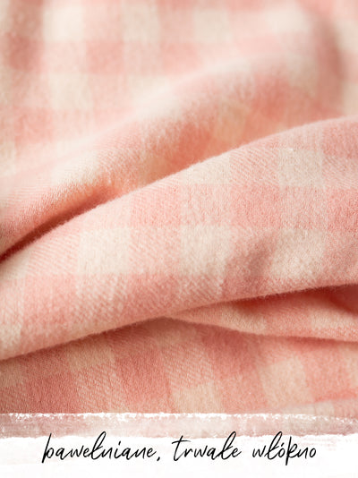 Flanelowa koszula nocna w pastelowo brzoskwiniową kratę